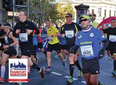 O atleta pinheirense Ricardo Pini na Maratona de Frankfurt