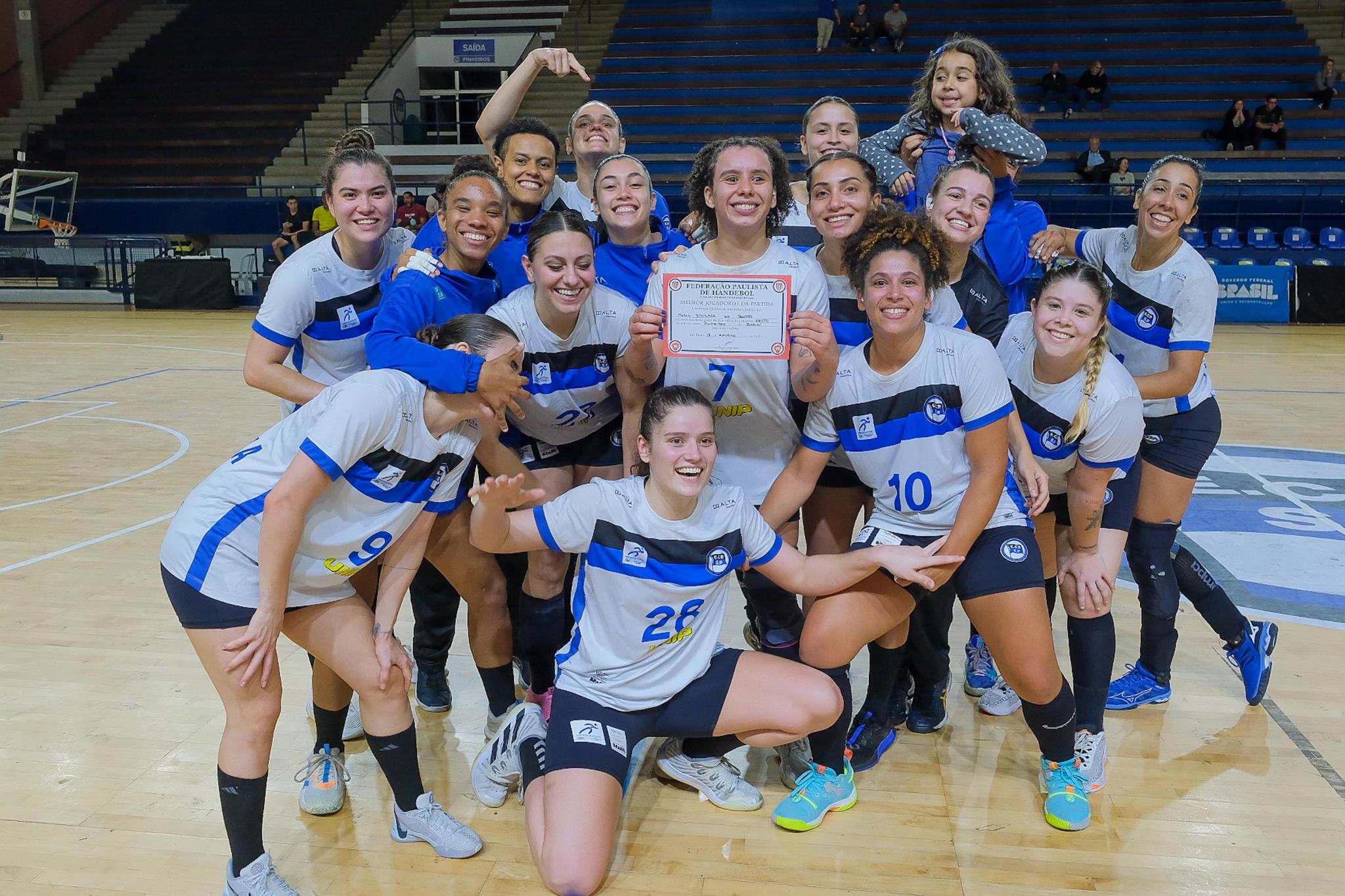 Equipe-Handebol-Pinheiros